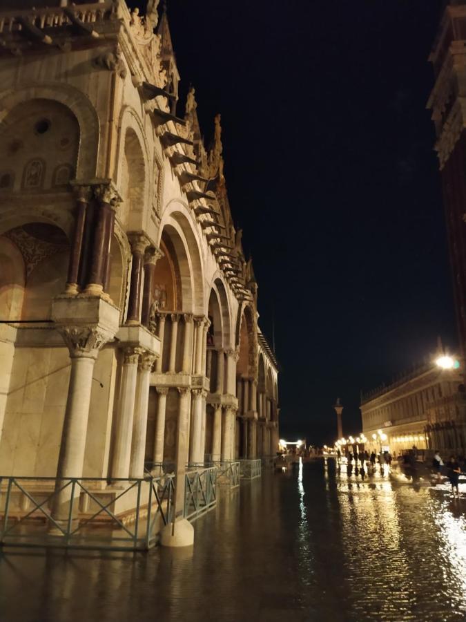 B&B Ca Del Poeta Venecia Exterior foto